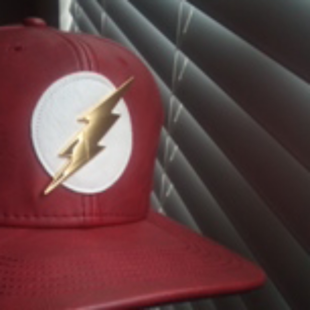 Snapback - Picture 4 of 4